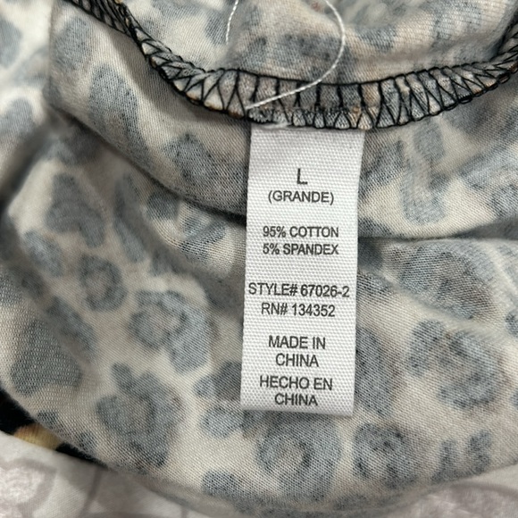 Rudy Karat - Leopard Print Top - Picture 8 of 8